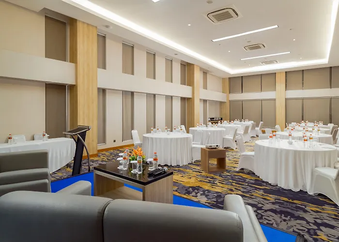 Hotel Western Kamala