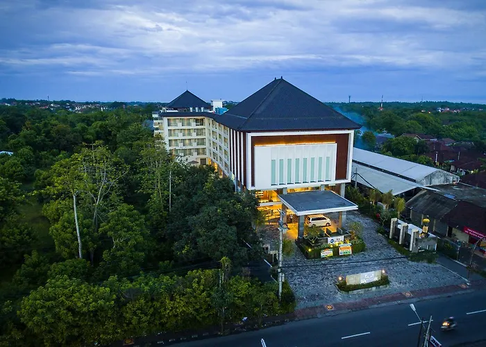 Western Kamala Hotel