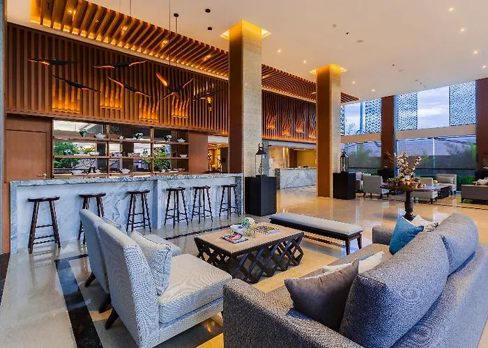 Western Kamala Hotel 4*